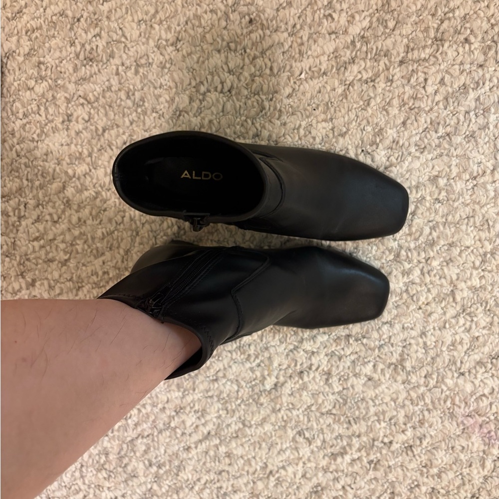 Women's Black Ankle Boot with Block Heel - Picture 5 of 5